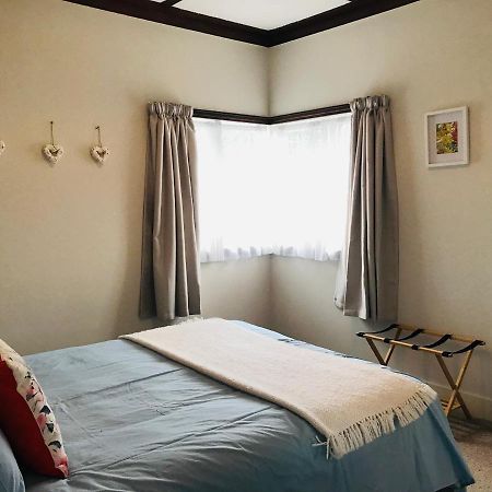 Serendipity Wharf Cottage Таіруа Екстер'єр фото